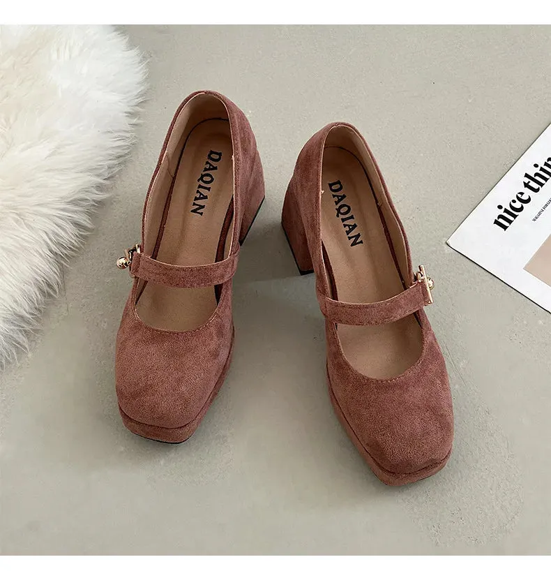 Hnzxzm Black French Thick Heel Shoes Women's New Autumn and Winter Suede with Skirt Shallow Square Head Single Shoes