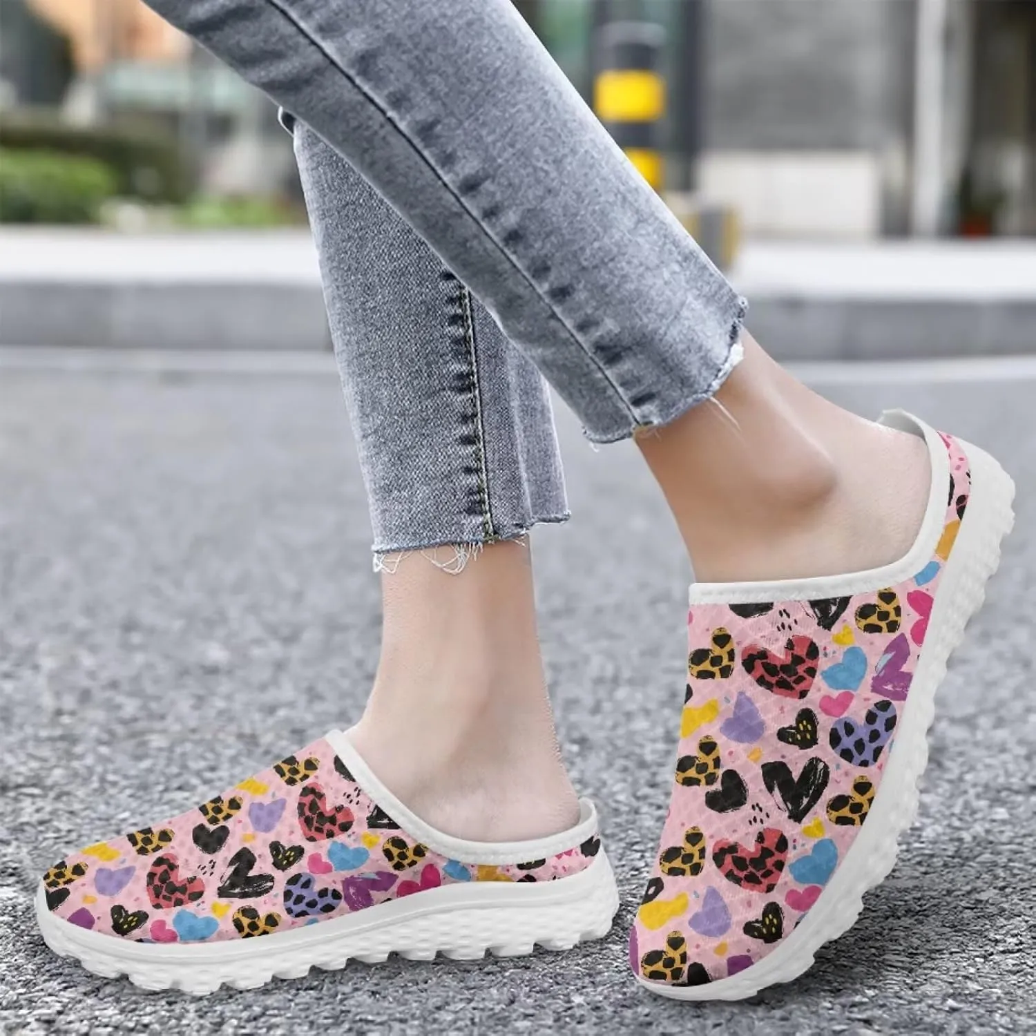 Howilath Animal Print Mule Shoes for Women Garden Clogs Leopard Print Slip on Walking Shoes Mule Sneakers Breathable Loafers