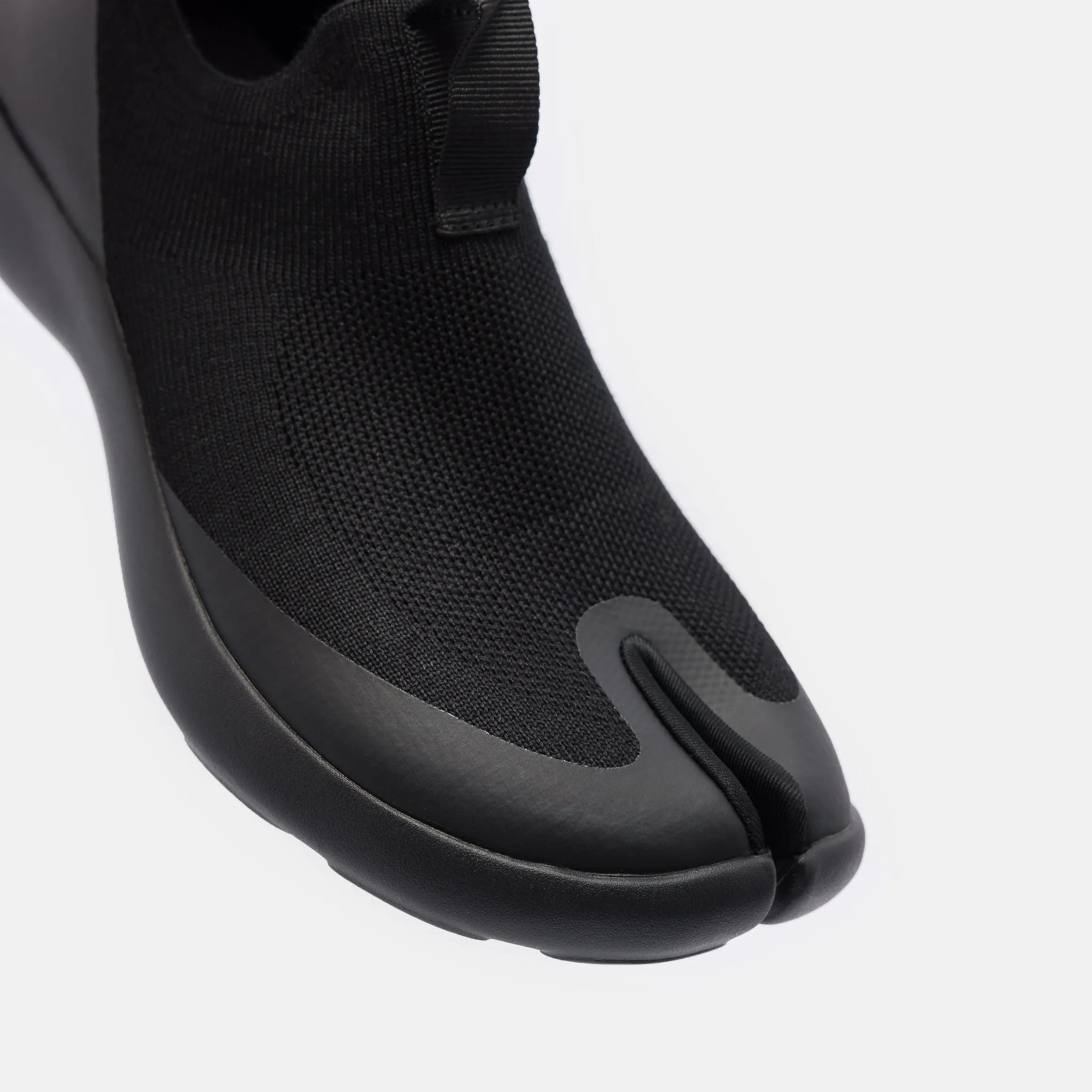 Womens Tabi Shoe in Black